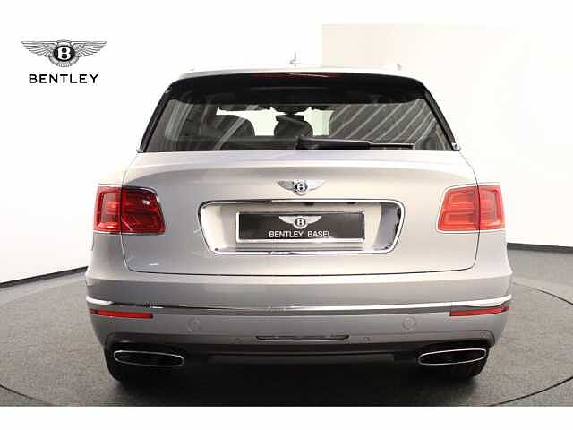 9:Bentley Bentayga W12, SUV, Extreme Silver, Bentley Basel