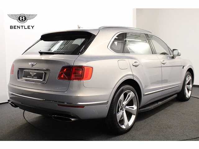 10:Bentley Bentayga W12, SUV, Extreme Silver, Bentley Basel